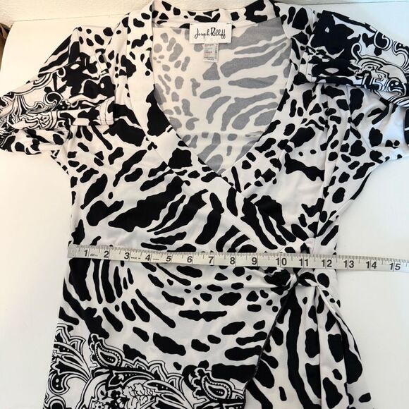 Joseph Ribkoff Black & White Patterned Wrap Top Size 8 - Picture 7 of 7